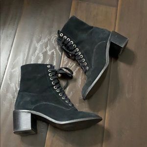 Urban Outfitters Black Suede Combat Boots sz 7